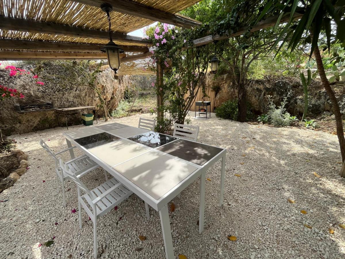 Villa La Cava Del Val Di Noto Con Piscina Privata อาโวลา ภายนอก รูปภาพ